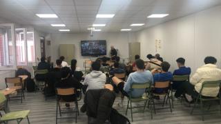 Jornada de Floorball con los Estudiantes del Ciclo Superior de Actividades Físicas