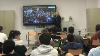 Jornada de Floorball con los Estudiantes del Ciclo Superior de Actividades Físicas