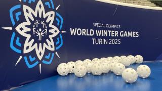 medalla de bronce para la selección femenina de floorball adaptado en turín 2025